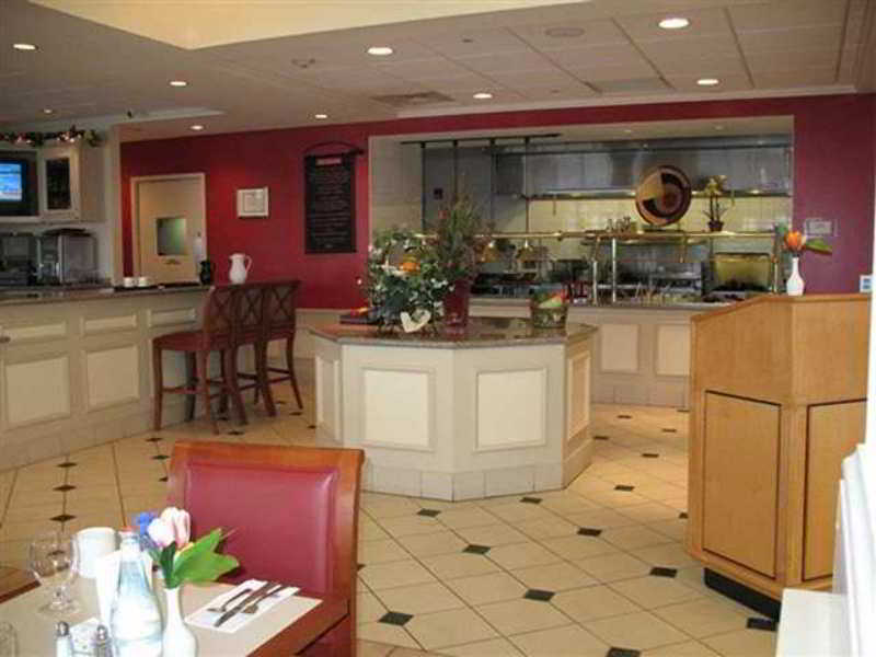 Hilton Garden Buffalo Airport Hotel Cheektowaga